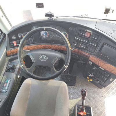 รถบัสรถโดยสารที่ใช้ได้ 49 ที่นั่ง ผลิตในเดือนมกราคม 2013