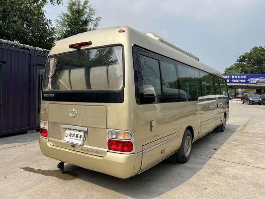 รถบัสใช้แล้วขนาดเล็ก พวงมาลัยซ้าย ปี 2016 จำนวน 31 ที่นั่ง