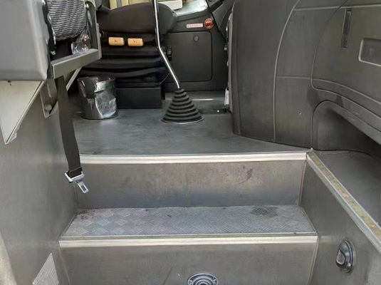 รถบัสใช้ยาวนาน 47 ที่นั่ง LHD รถบัสทัวร์มือสอง 2 ประตู