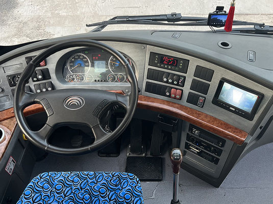 47 ที่นั่ง LHD รถบัสมือสอง รถบัสที่มีเครื่องยนต์ดีเซล