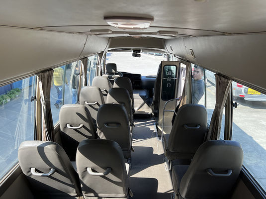 ISO มือสอง Toyota Coaster Bus 20 ที่นั่ง รถโดยสารมือสอง