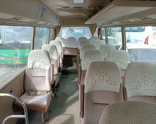 โตโยต้า รถกระบะถาวรมือสอง 23 ที่นั่ง LHD มินิบัส พร้อมเครื่องส่งด้วยมือ และประเภทน้ํามันดีเซล