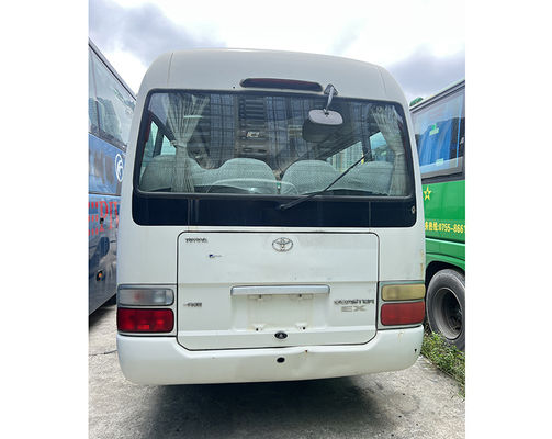 โตโยต้า ใช้รถบัสโคสเตอร์ ยูโร 3 มาตรฐานการปล่อยไฟฟ้า กับ LHD การควบคุมตําแหน่งเครื่องยนต์เบนซิน