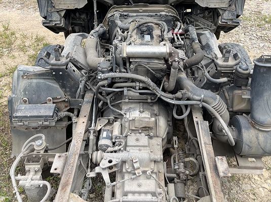 Isuzu รถกระบะมือสอง รถกระบะ 4KH1 เครื่องยนต์ดีเซล รถกระบะบรรทุก พร้อม 2 ประตู สําหรับการขนส่งภาระหนัก