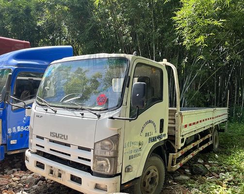 Isuzu ใช้รถบรรทุกคาร์โก้ 2 ประตู เครื่องดีเซลรถบรรทุกรถบรรทุกเบา