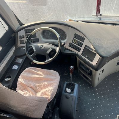 ยูชาย 330 เครื่องยนต์ แบรนด์แมนูเอล มือสอง โกลเด้น ดรากอน 63 ที่นั่ง รถบัสสีเหลือง