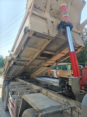 รถดั๊มพ์ Howo มือสองสีเหลือง 2 ที่นั่ง ผลิตปี 2019